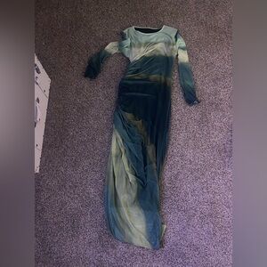 Womens SHEIN double lined stretch gathered long sleeve green dress